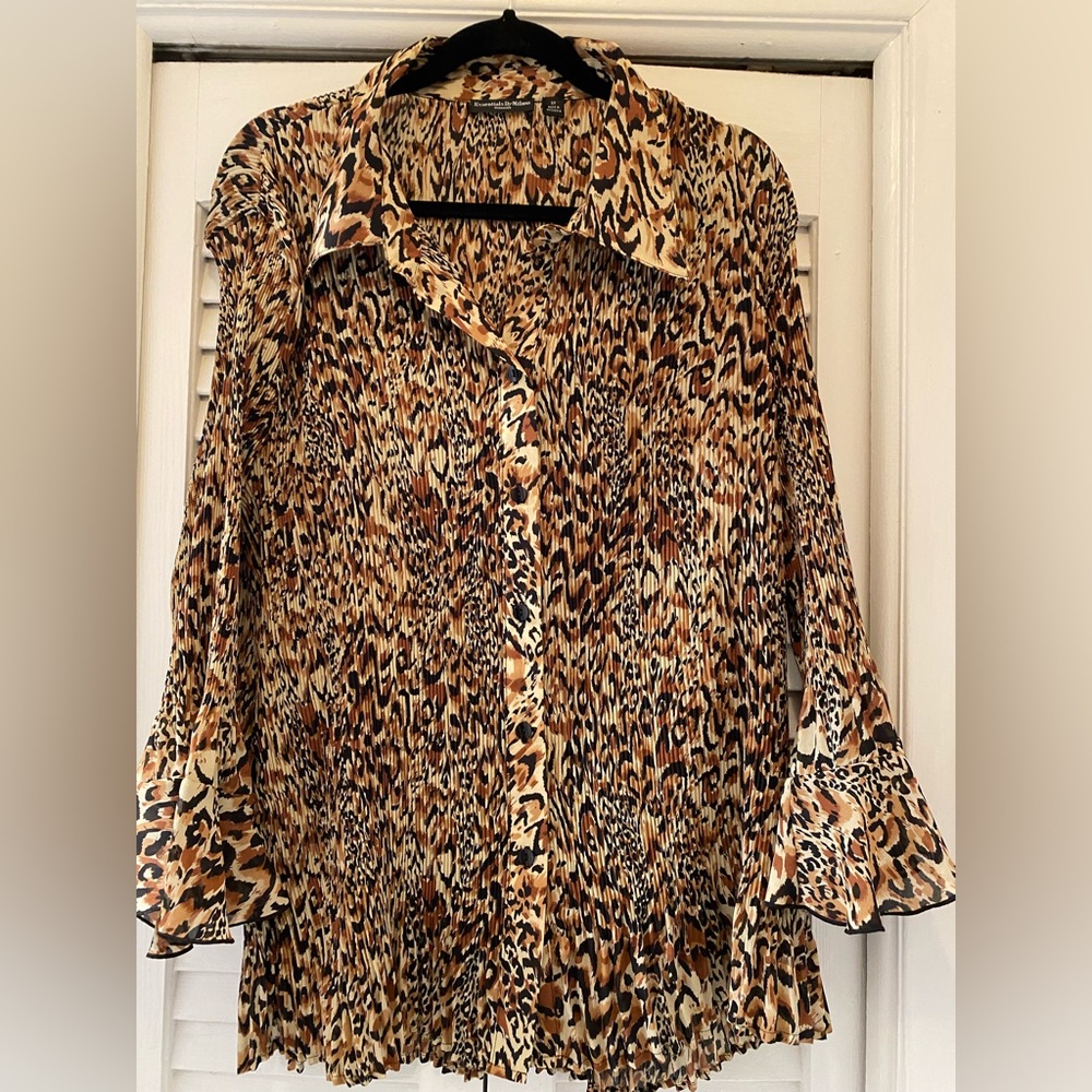 Essentials By Milano NWT Blouse Brown Animal Print Size  2X Long Bell Sleeve